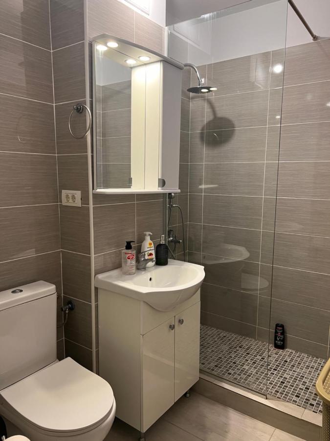 Apartament 2 Camere Aproape De Spitalul Obregia Si Bagdasar Nu Ofer Factura Bucarest Esterno foto